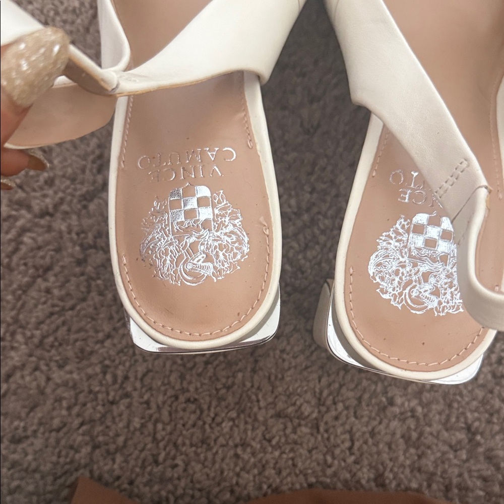 Vince Camuto Cream and Black Pointed Slingback Heels - Picture 3 of 7